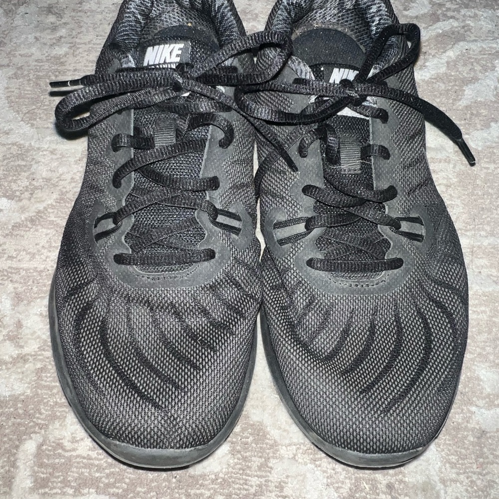 Nike Black Athletic Shoes